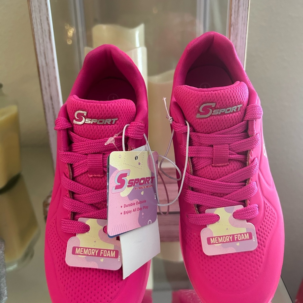 Girls Skechers sports memory foam sneakers
